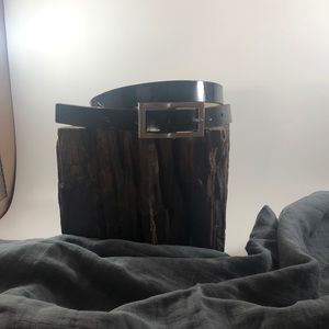 Black patent 3/4 " strap 40"